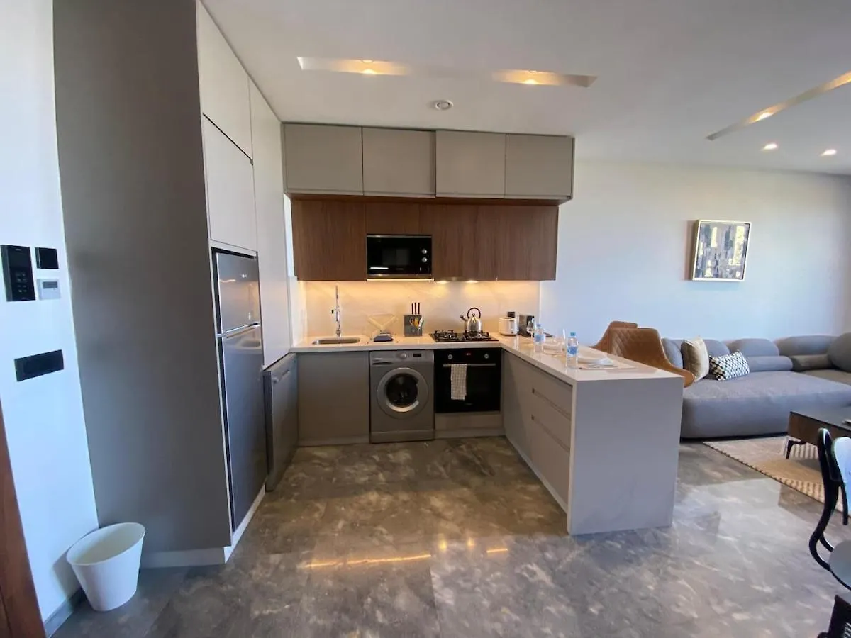 Central Luxury Apartment With Fast Fiber Wifi, Panoramic Balcony & Free Parking In Casablanca Cfc Casa Finnance City