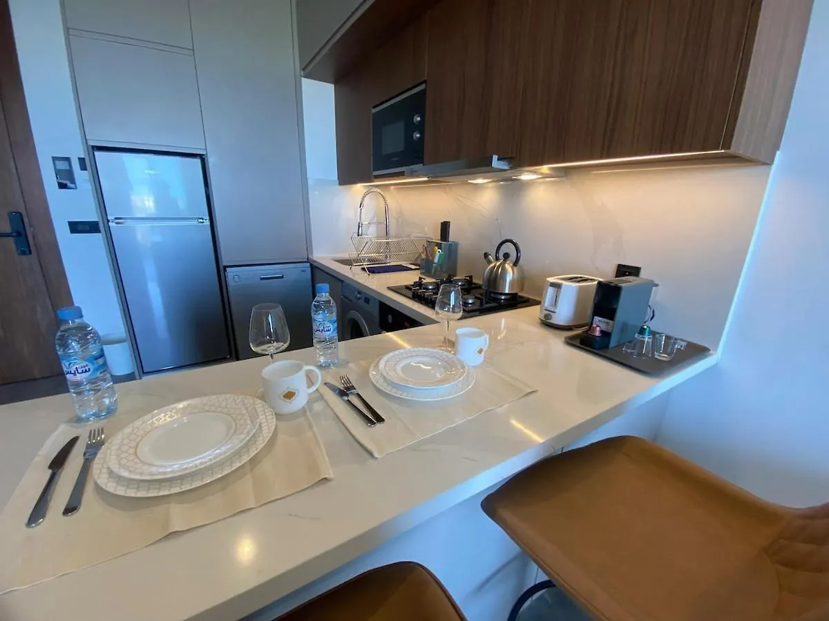 Central Luxury Apartment With Fast Fiber Wifi, Panoramic Balcony & Free Parking In Casablanca Cfc Casa Finnance City
