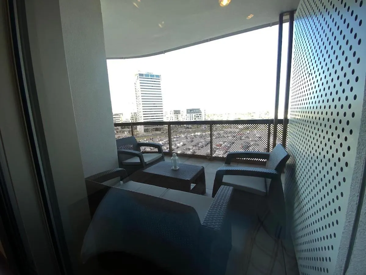 Central Luxury Apartment With Fast Fiber Wifi, Panoramic Balcony & Free Parking In Casablanca Cfc Casa Finnance City