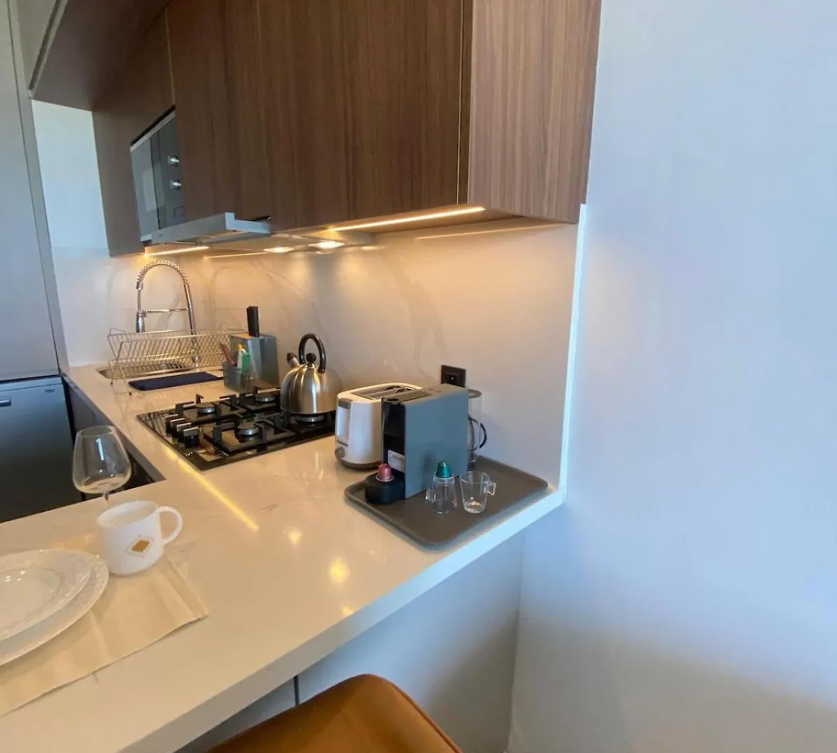 Central Luxury Apartment With Fast Fiber Wifi, Panoramic Balcony & Free Parking In Casablanca Cfc Casa Finnance City