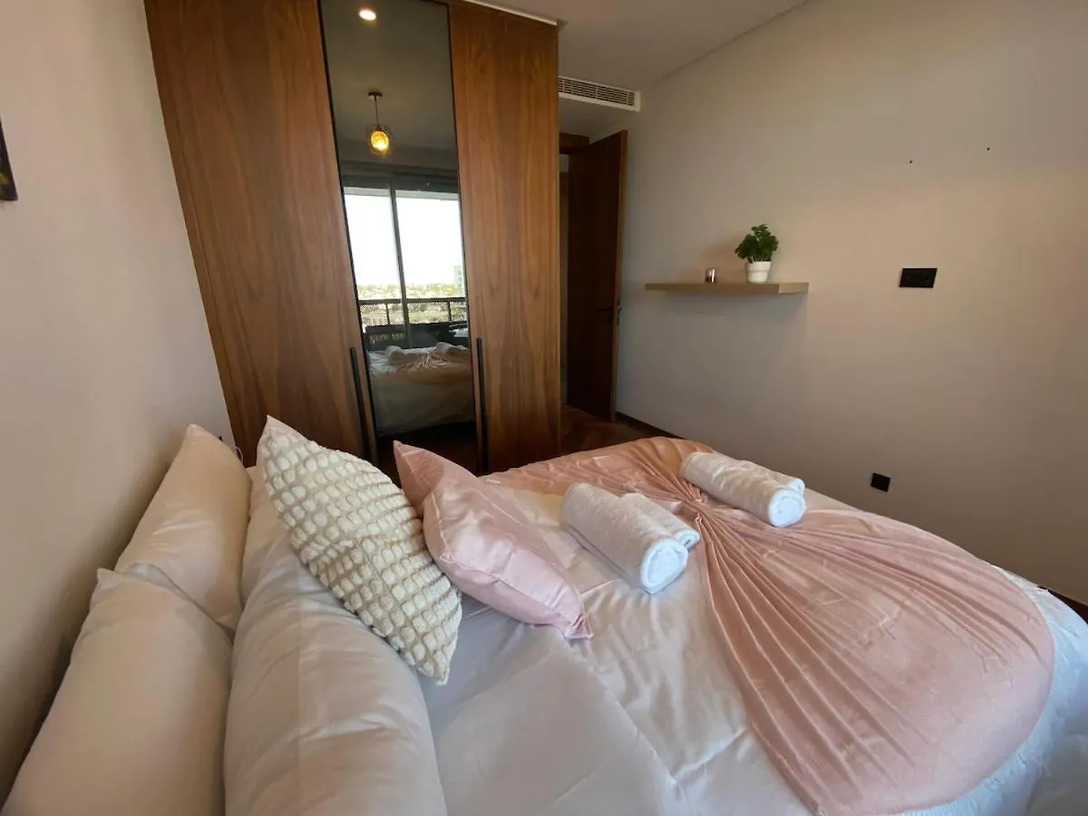 Central Luxury Apartment With Fast Fiber Wifi, Panoramic Balcony & Free Parking In Casablanca Cfc Casa Finnance City Morocco