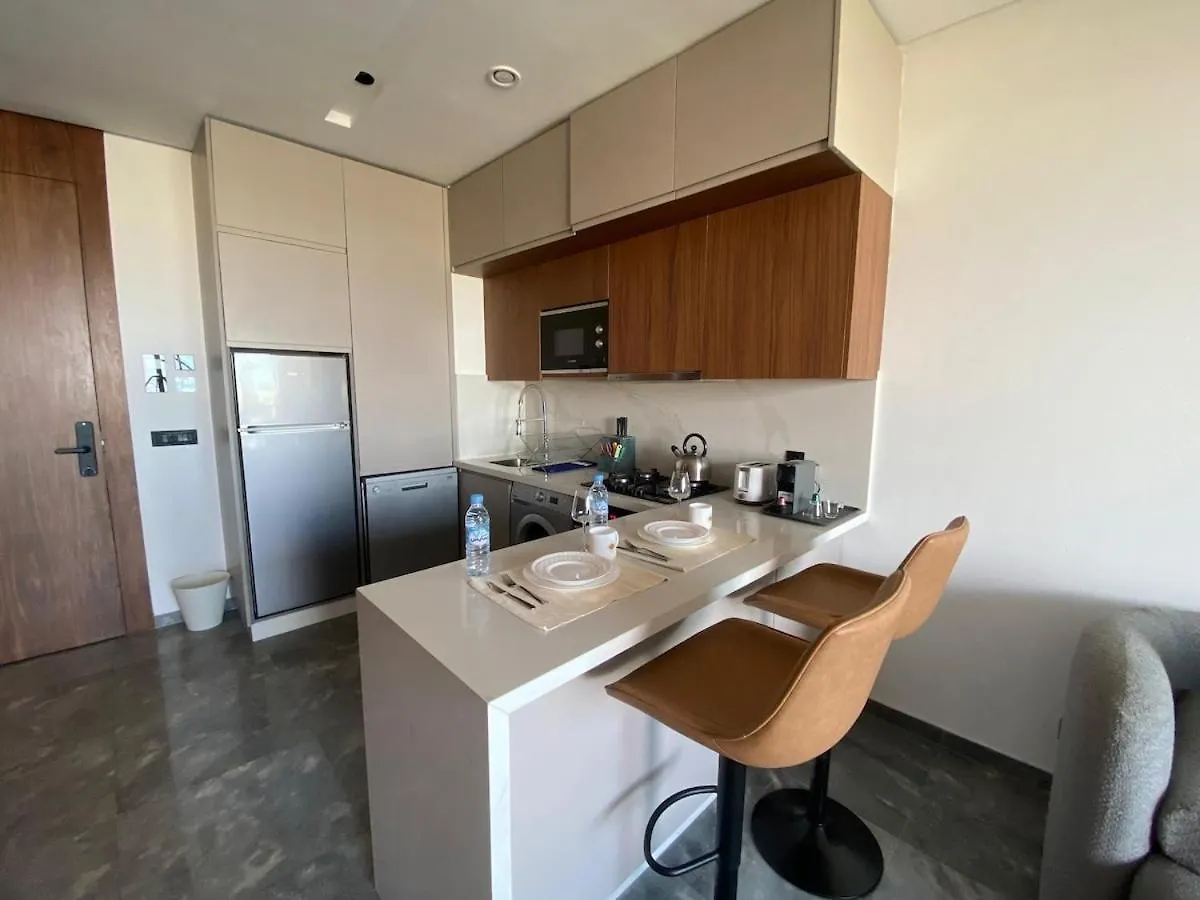 Central Luxury Apartment With Fast Fiber Wifi, Panoramic Balcony & Free Parking In Casablanca Cfc Casa Finnance City